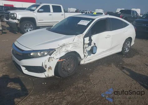 2018 Honda Civic Ex z USA, uszkodzony, nr VIN 19XFC2F72JE206589